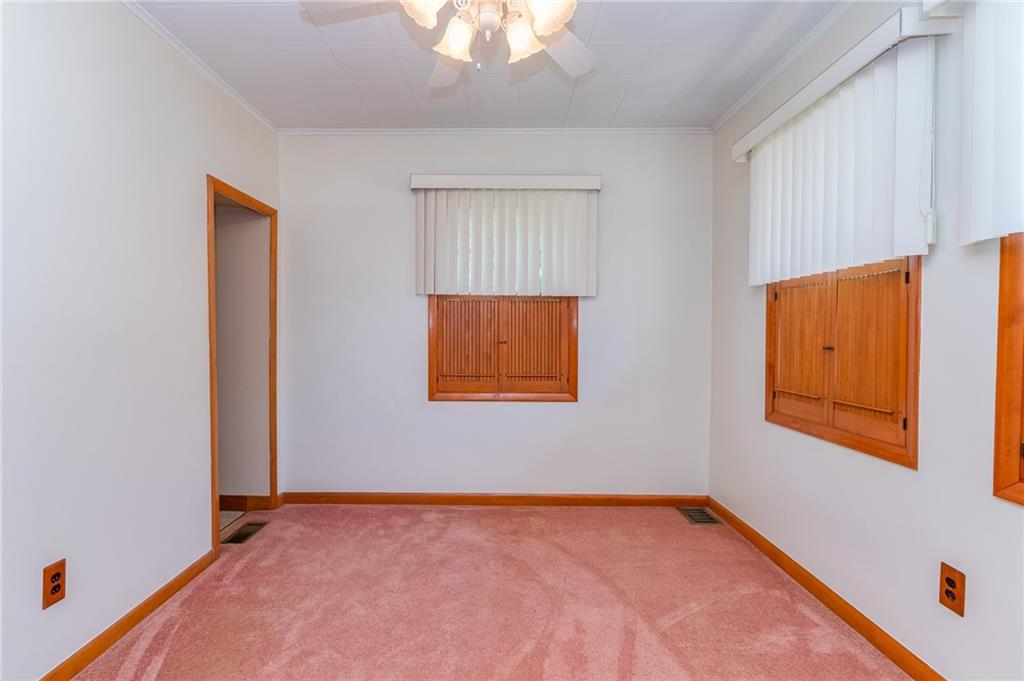 2491 Ridge Rd Extension Ambridge, PA 15003 - Photo 3 of 24