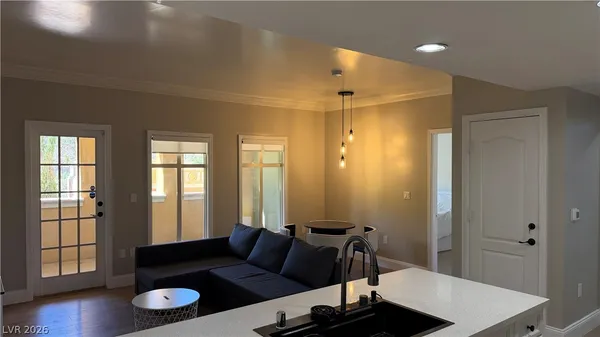 $1,650 | 30 Strada Di Villaggio, Unit 323, Henderson, NV 89011