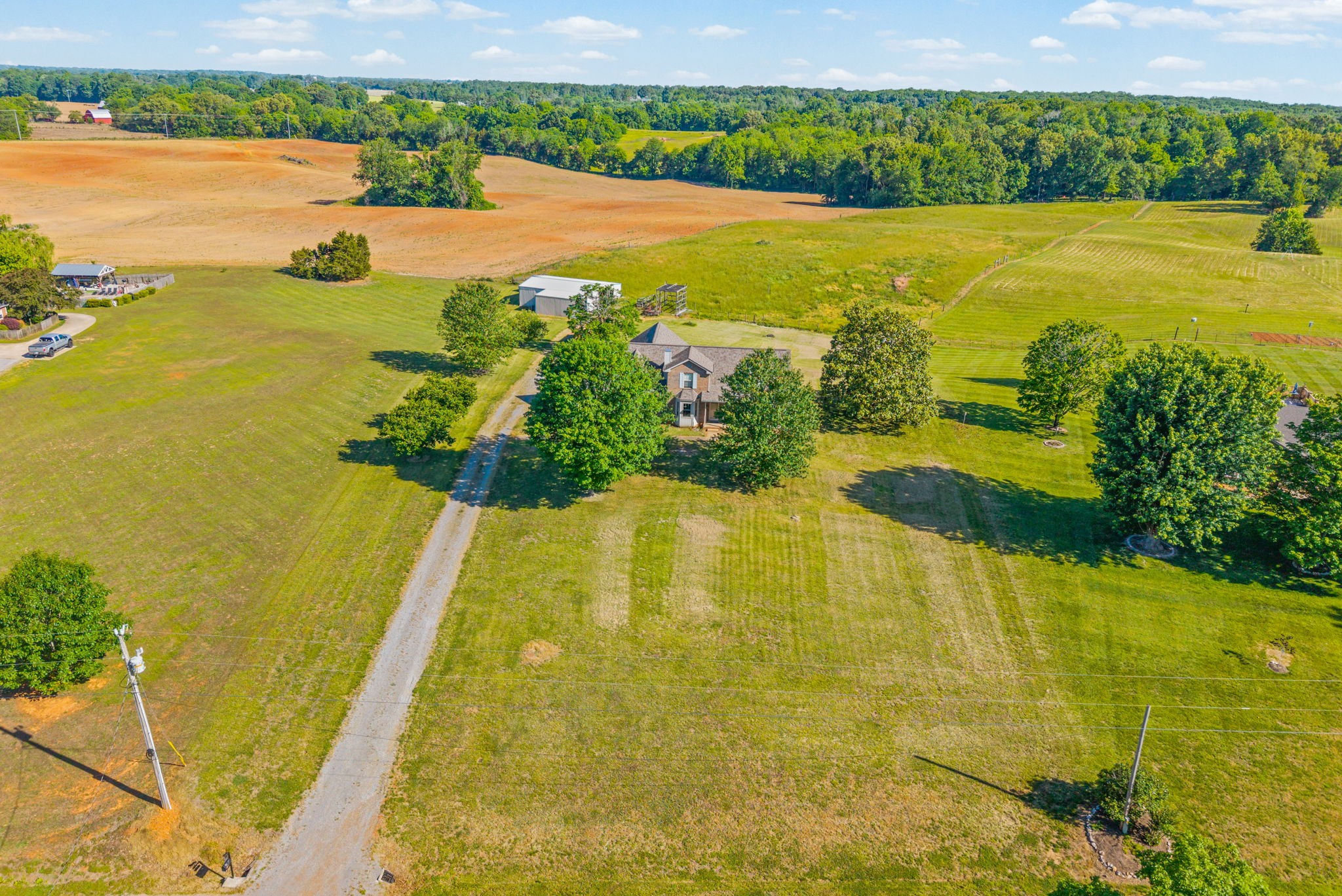 3879 Sadlersville Road Adams, TN 37010 - Photo 2 of 29