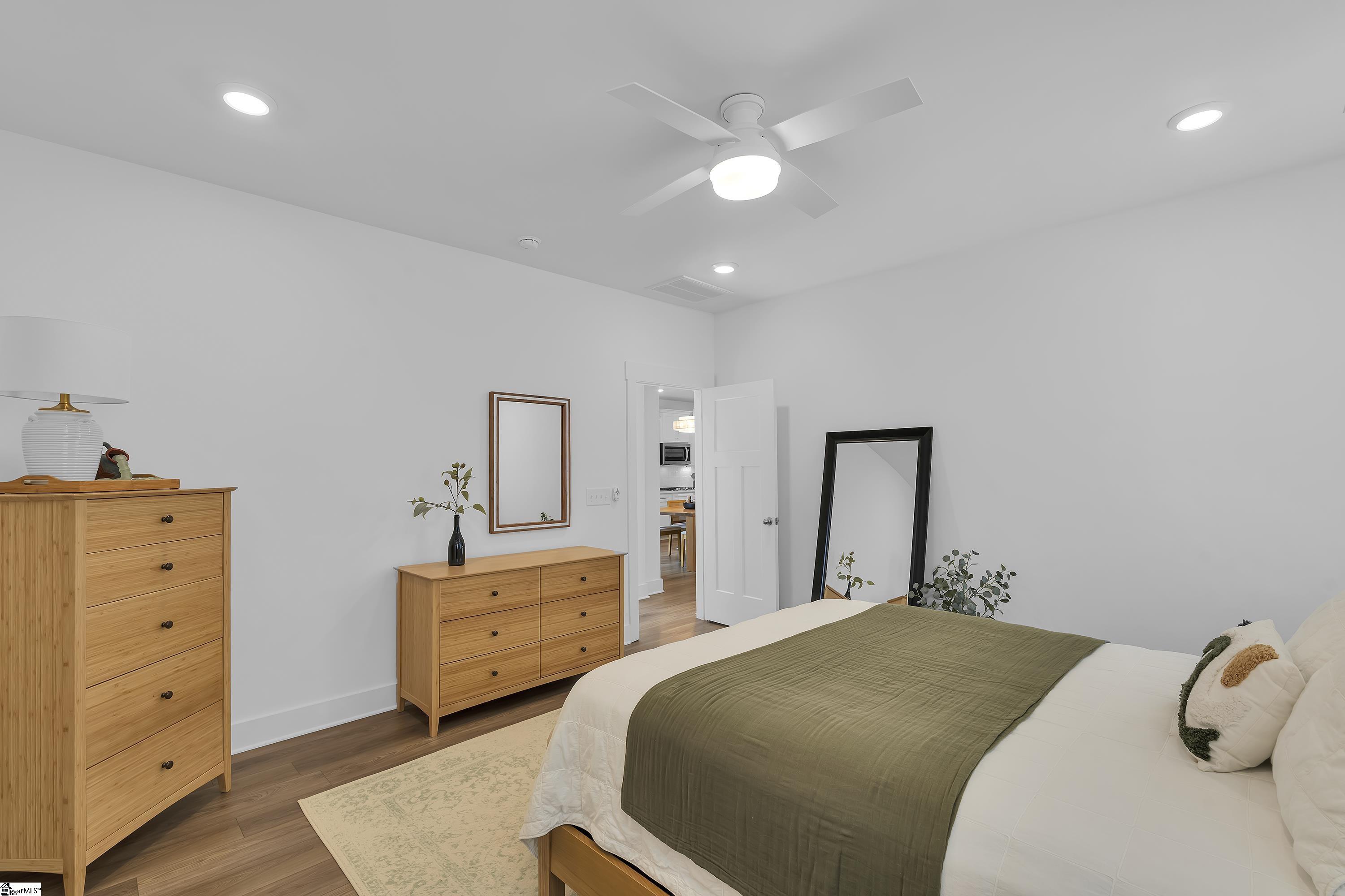 48 Elmsley Road Greenville, SC 29607 - Photo 13 of 41