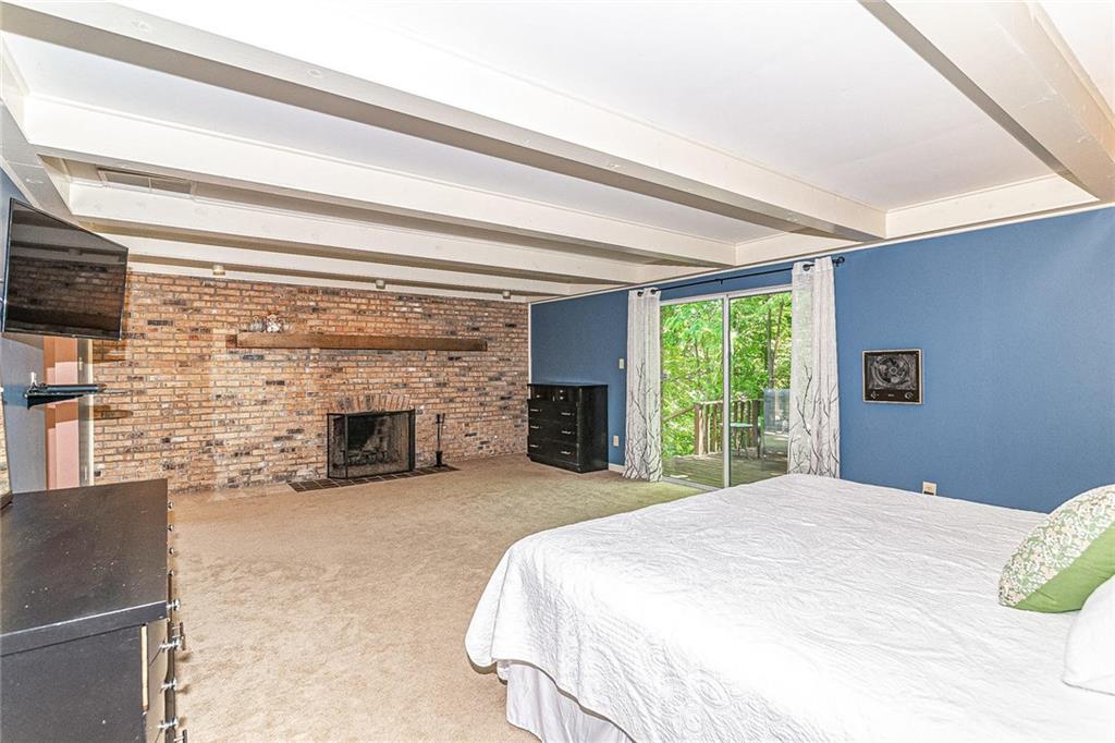 8201 Taunton Road Indianapolis, IN 46260 - Photo 22 of 32 Gallery Image 22