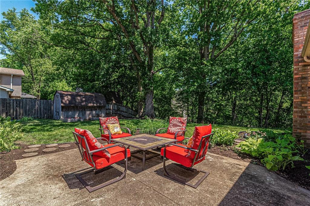 8201 Taunton Road Indianapolis, IN 46260 - Photo 28 of 32 Gallery Image 28