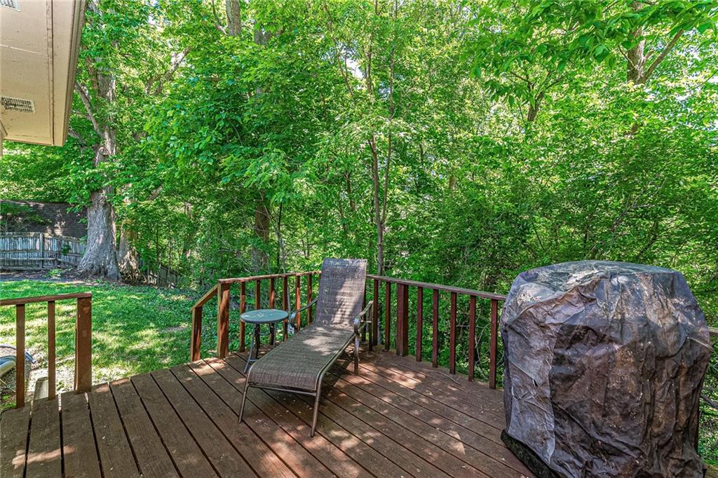8201 Taunton Road Indianapolis, IN 46260 - Photo 31 of 32 Gallery Image 31