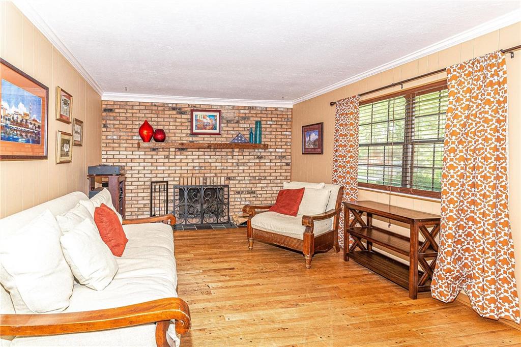 8201 Taunton Road Indianapolis, IN 46260 - Photo 7 of 32 Gallery Image 7