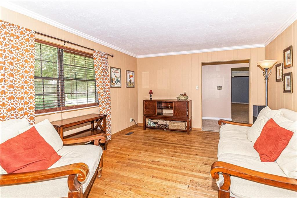 8201 Taunton Road Indianapolis, IN 46260 - Photo 9 of 32 Gallery Image 9