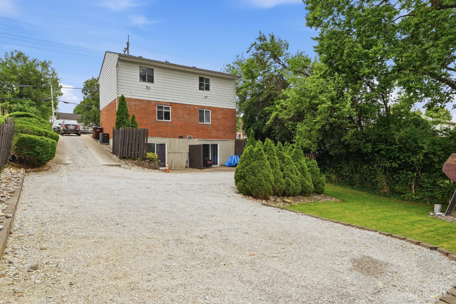 3380 North Bend Road Cincinnati, OH 45247 - Photo 24 of 38