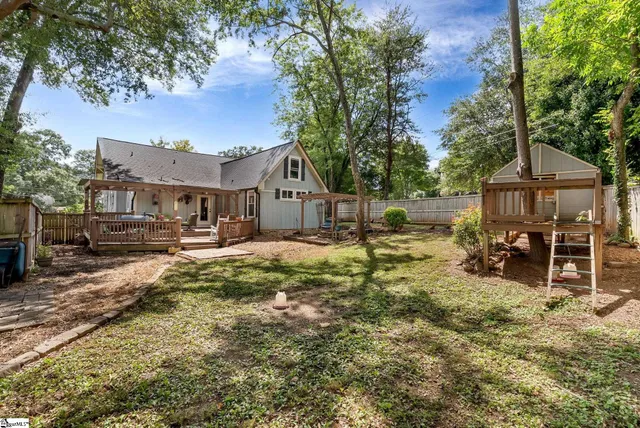 $400,000 | 101 East Main Street, Taylors, SC 29687