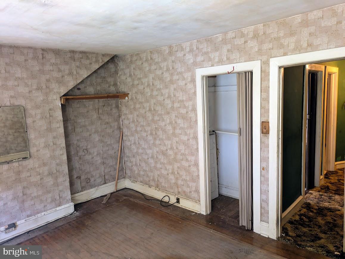 817 Passmore Street Philadelphia, PA 19111 - Photo 12 of 16