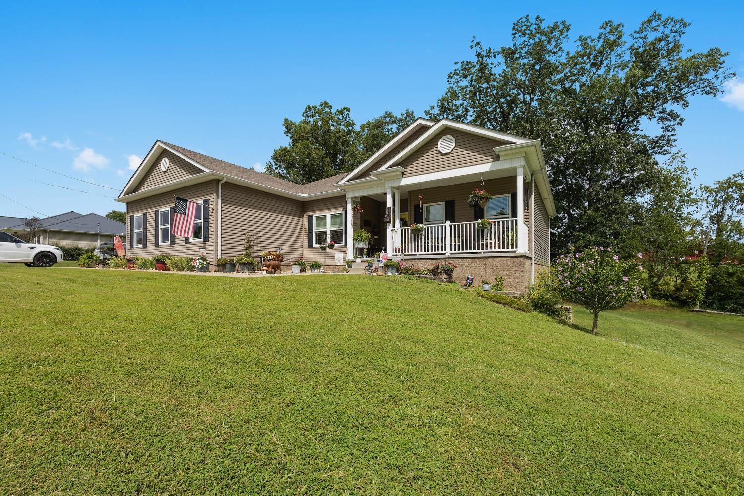 23 Woodville Road Grayson, KY 41143 - Photo 5 of 44