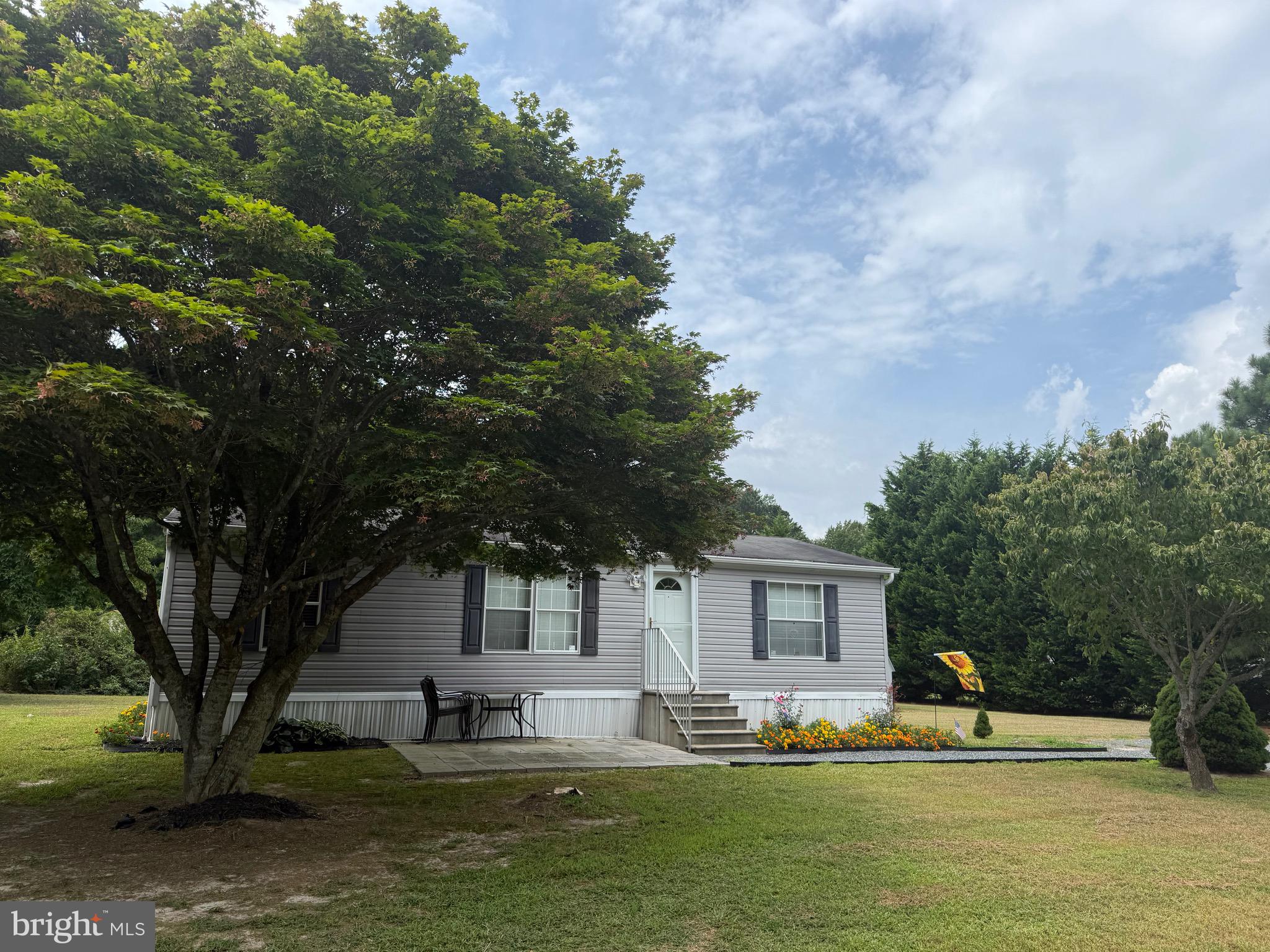 10323 Henry Road Berlin, MD 21811 - Photo 5 of 19 a house with river in front of it
