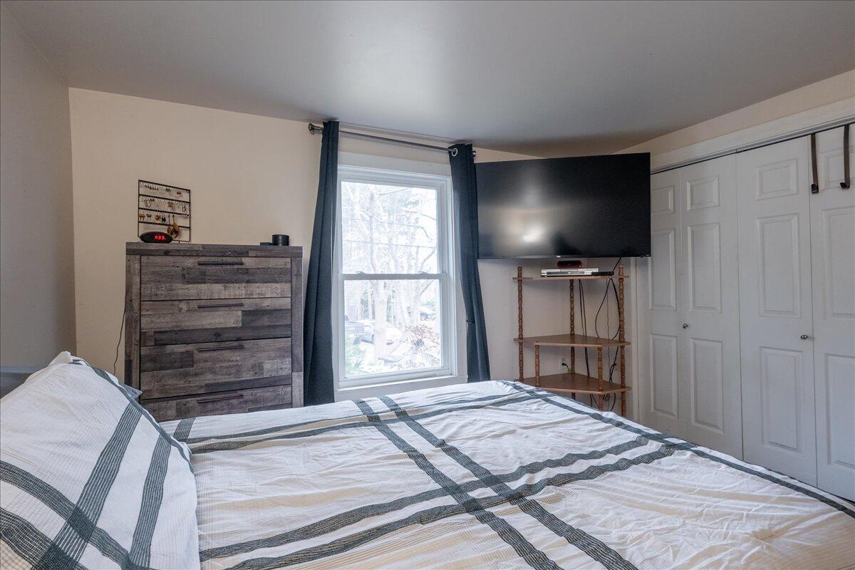 80 Cobb Road Camden, ME 04843 - Photo 13 of 33 main floor bedroom