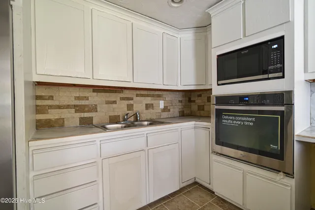 $275,000 | 159 4th Avenue, Hertford, NC 27944