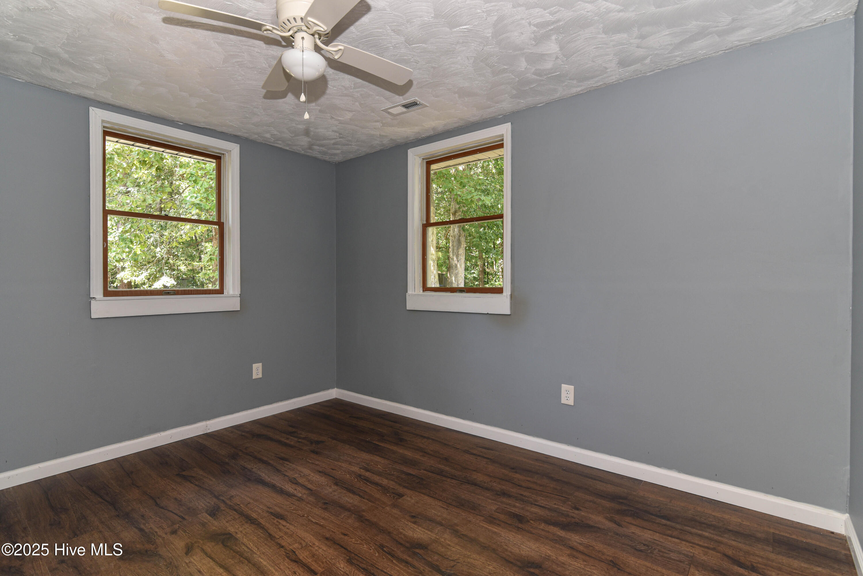 159 4th Avenue Hertford, NC 27944 - Photo 13 of 46 DSC_1099