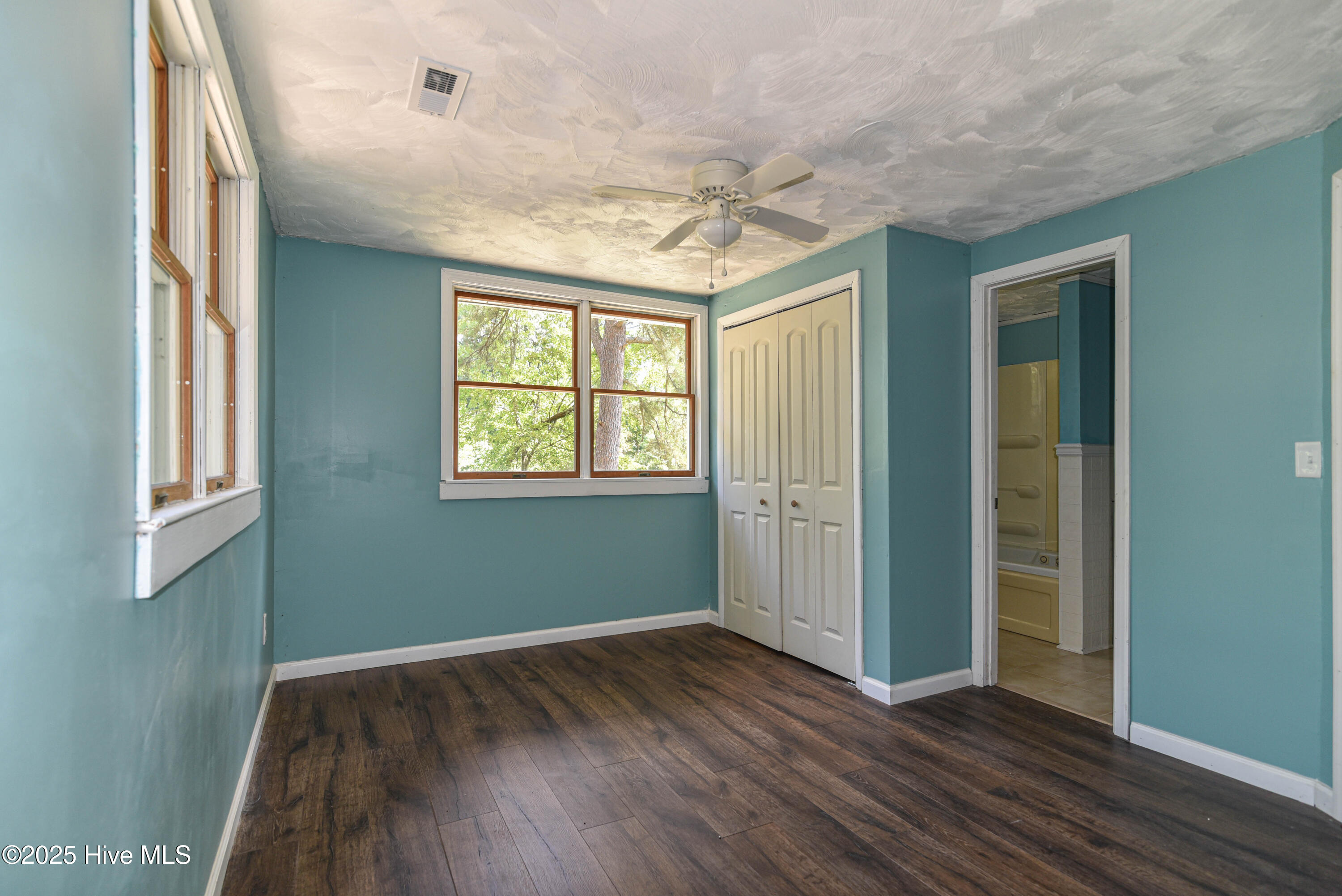 159 4th Avenue Hertford, NC 27944 - Photo 14 of 46 DSC_1104