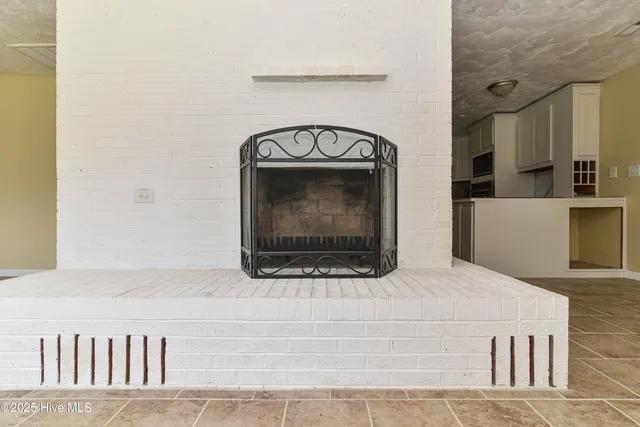 $275,000 | 159 4th Avenue, Hertford, NC 27944