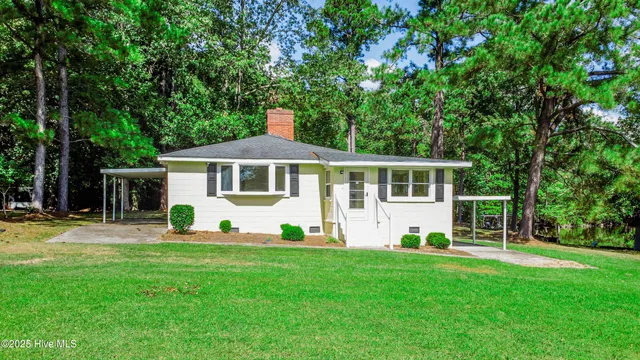 $275,000 | 159 4th Avenue, Hertford, NC 27944