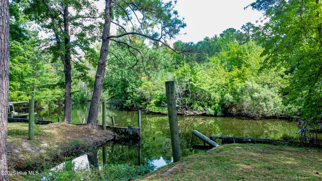 $275,000 | 159 4th Avenue, Hertford, NC 27944