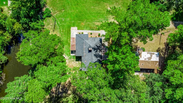 $275,000 | 159 4th Avenue, Hertford, NC 27944