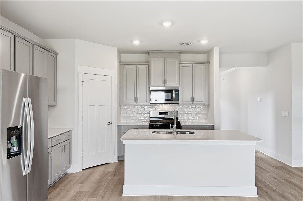 423 Ragland Avenue Greer, SC 29651 - Photo 13 of 36