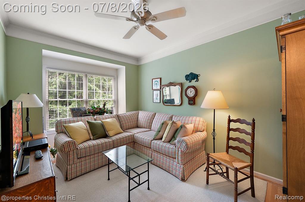1946 Dunham Drive Rochester, MI 48306 - Photo 8 of 38