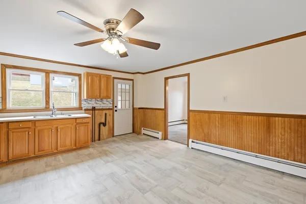 $439,900 | 347-349 Main Street, Hardwick, MA 01031