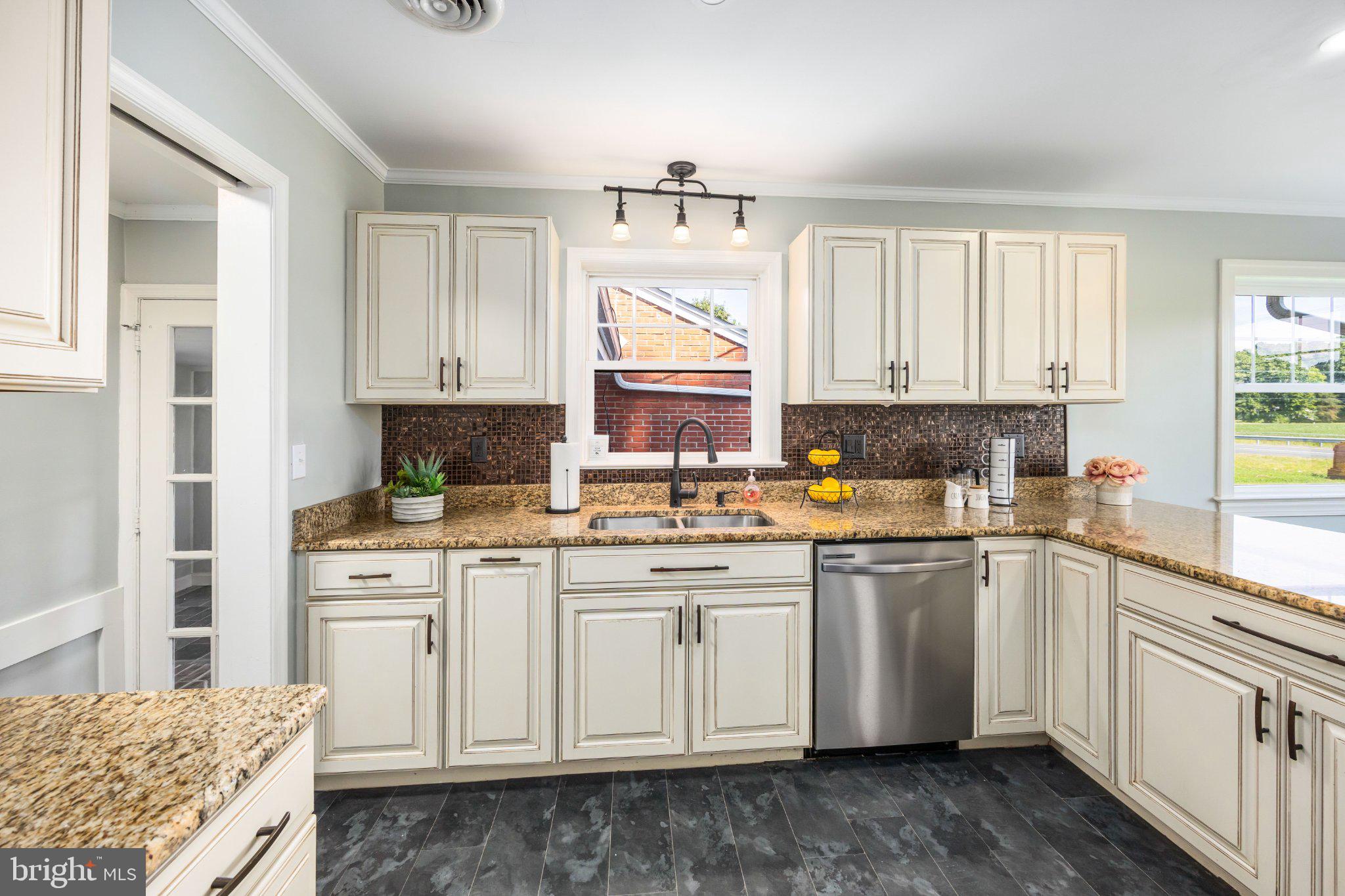 29550 Deal Island Road Princess Anne, MD 21853 - Photo 9 of 64 Gallery Image 9