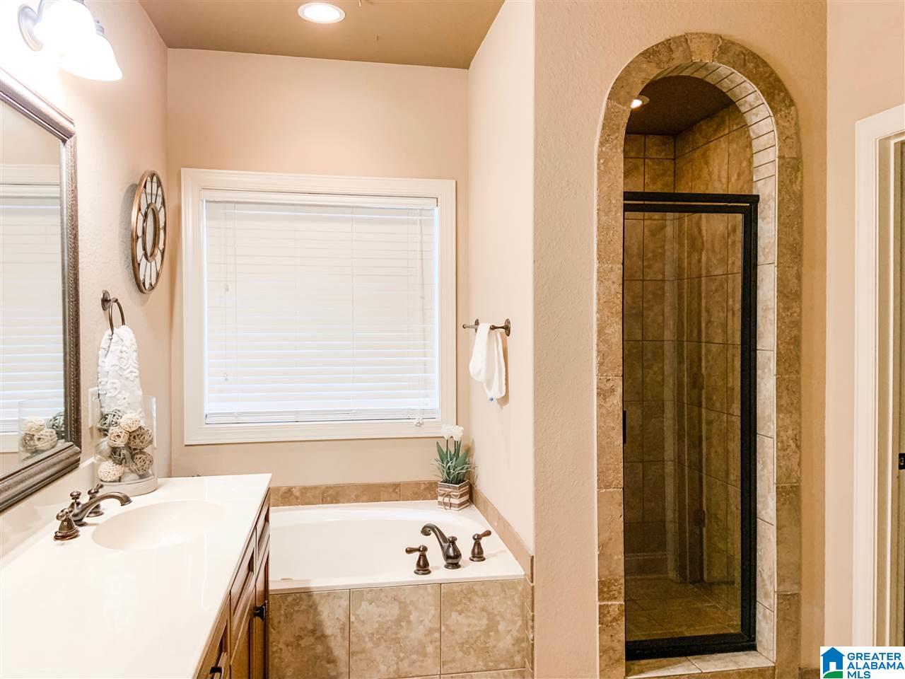 262 Strathaven Lane Pelham, AL 35124 - Photo 22 of 33