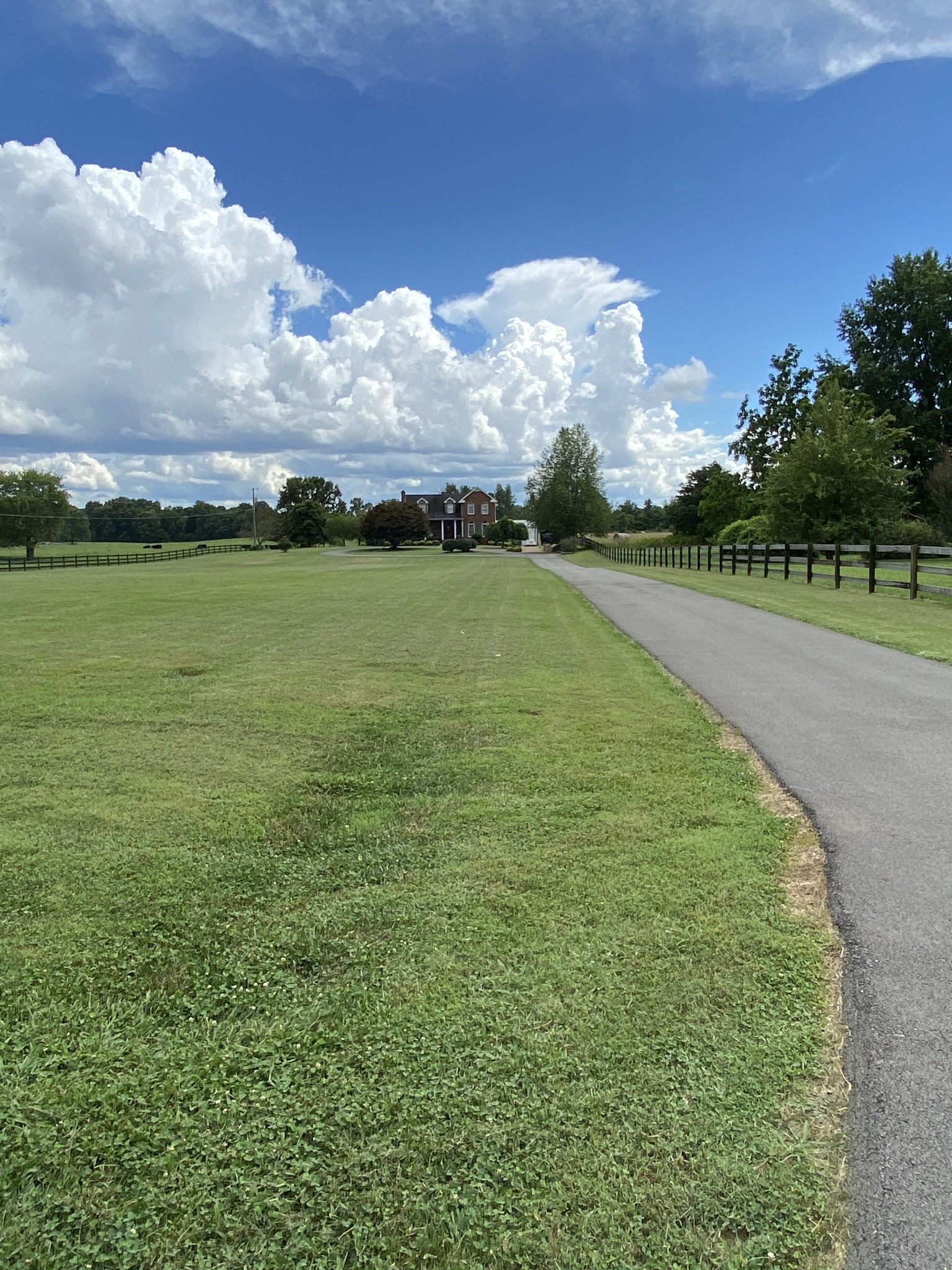 180 Marlin Road White House, TN 37188 - Photo 2 of 43 Gallery Image 2