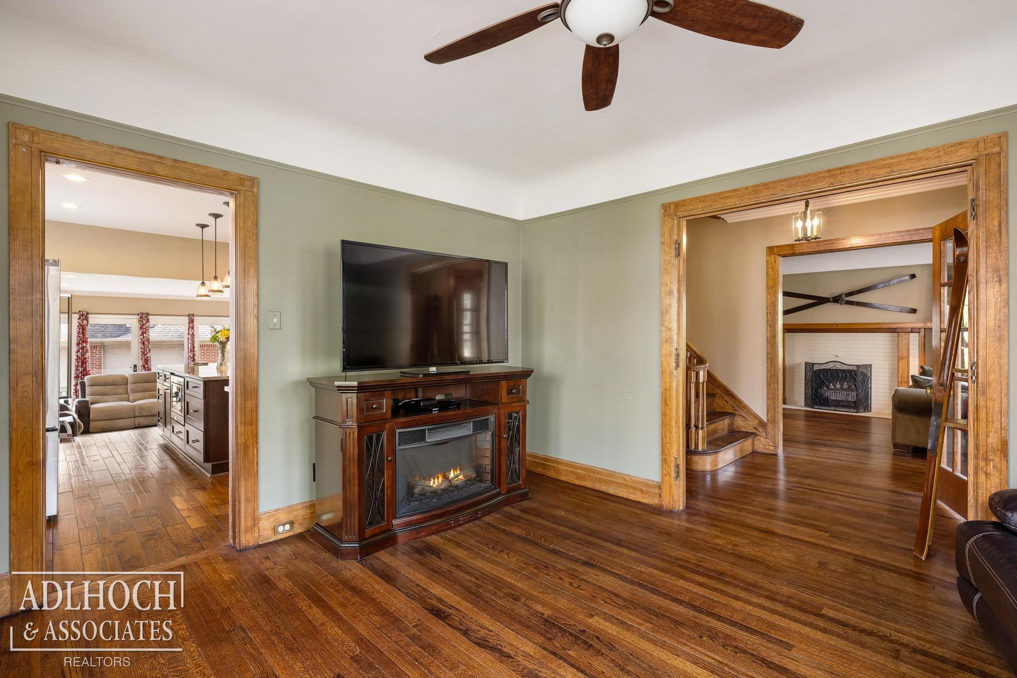1312 Buckingham Road Grosse Pointe Park, MI 48230 - Photo 24 of 63