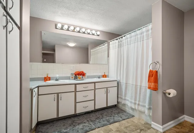 $439,950 | 20 West Graves Road, Spokane, WA 99218