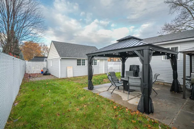 $439,950 | 20 West Graves Road, Spokane, WA 99218