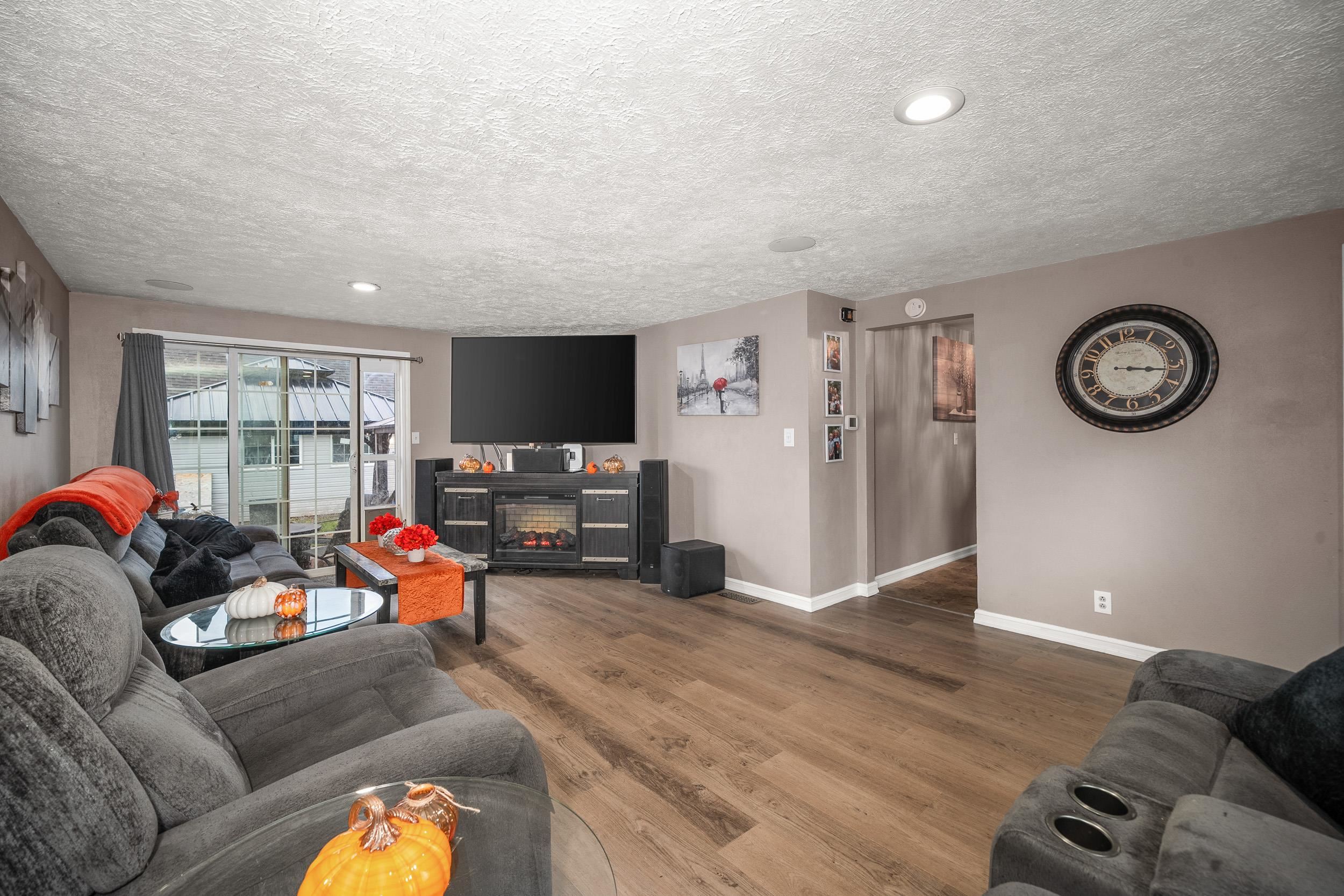 20 West Graves Road Spokane, WA 99218 - Photo 3 of 46