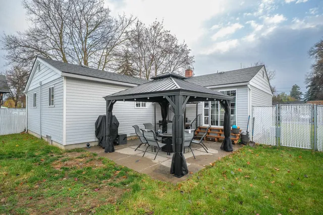 $439,950 | 20 West Graves Road, Spokane, WA 99218