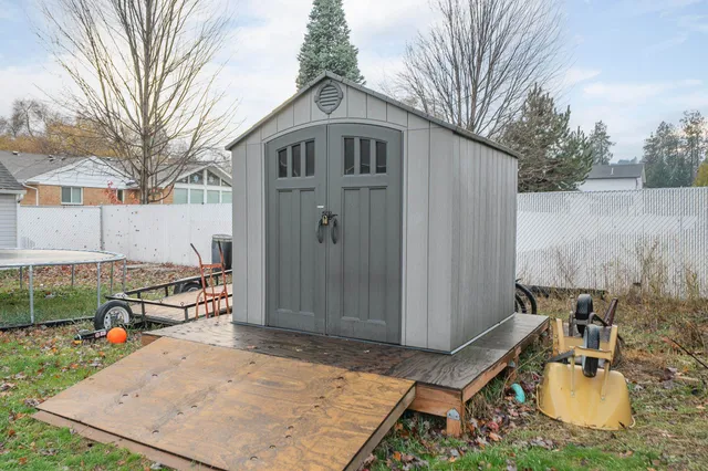 $439,950 | 20 West Graves Road, Spokane, WA 99218