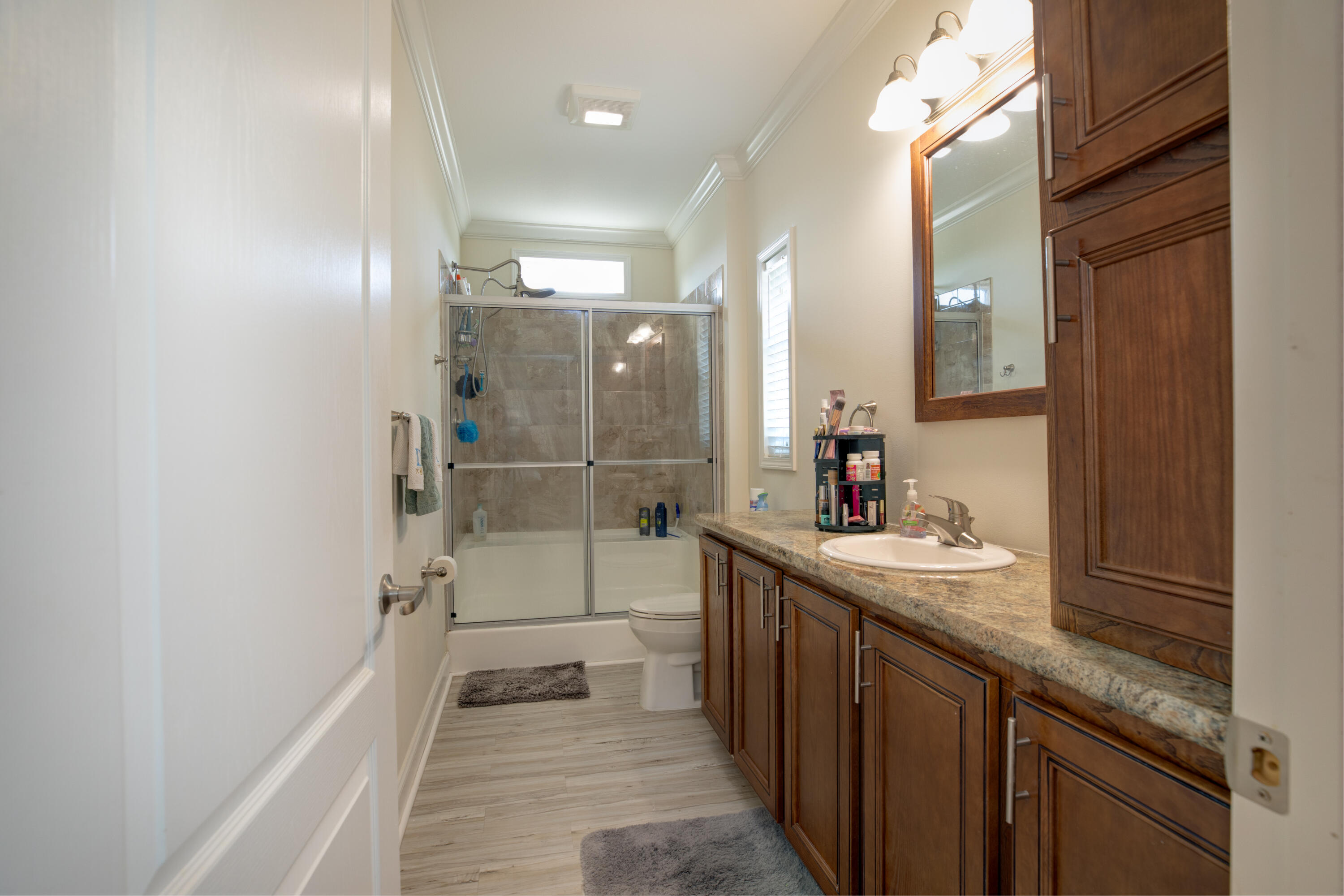 197 Lobstertail Road Big Pine Key, FL 33043 - Photo 25 of 35 Master Bath