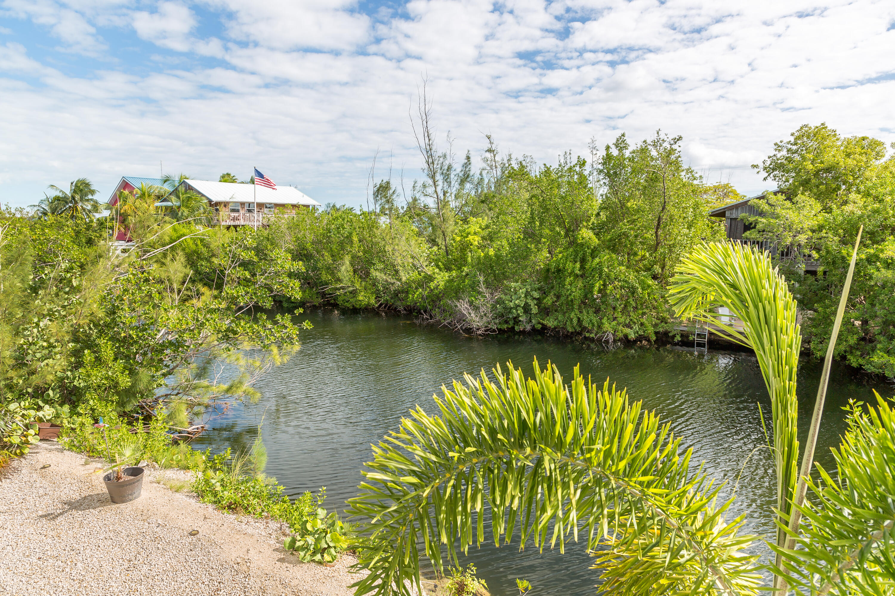 197 Lobstertail Road Big Pine Key, FL 33043 - Photo 4 of 35 Exterior-3