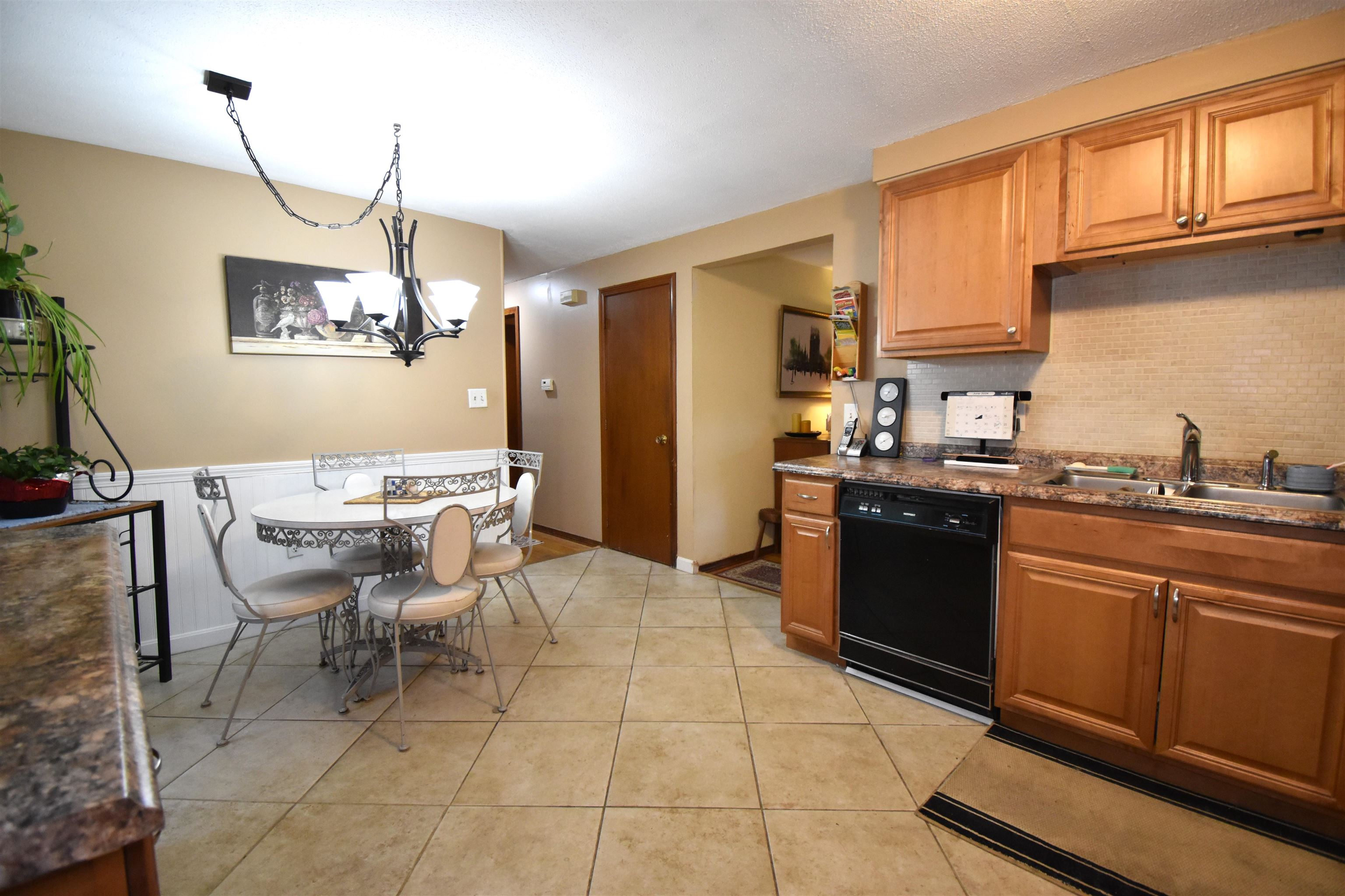 9 Cardiff Road Nashua, NH 03062 - Photo 24 of 25