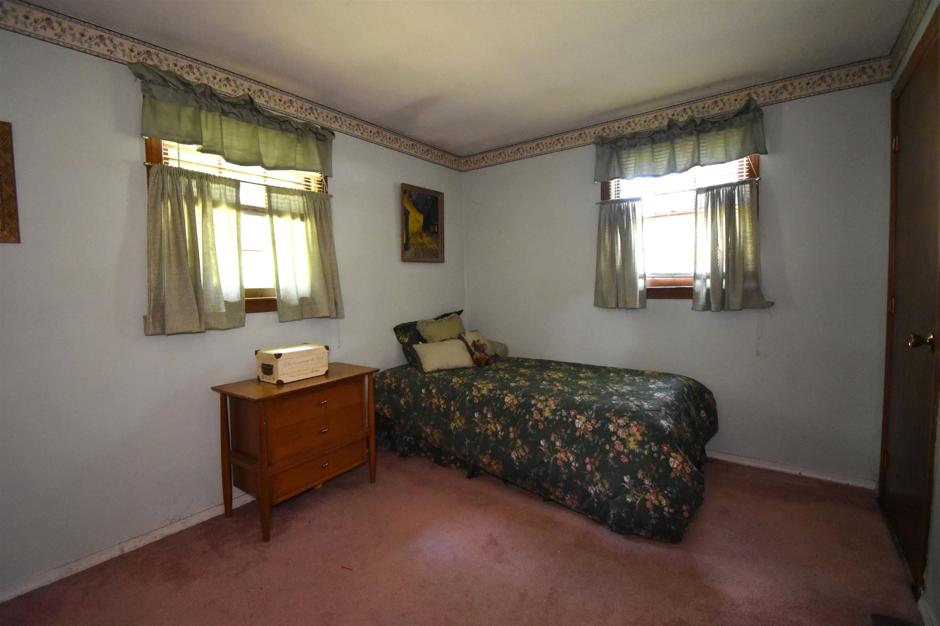 9 Cardiff Road Nashua, NH 03062 - Photo 10 of 25