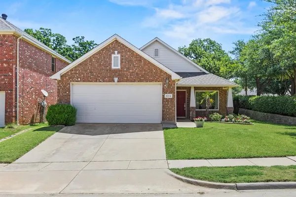 $369,900 | 3312 Versante Drive, Bedford, TX 76021