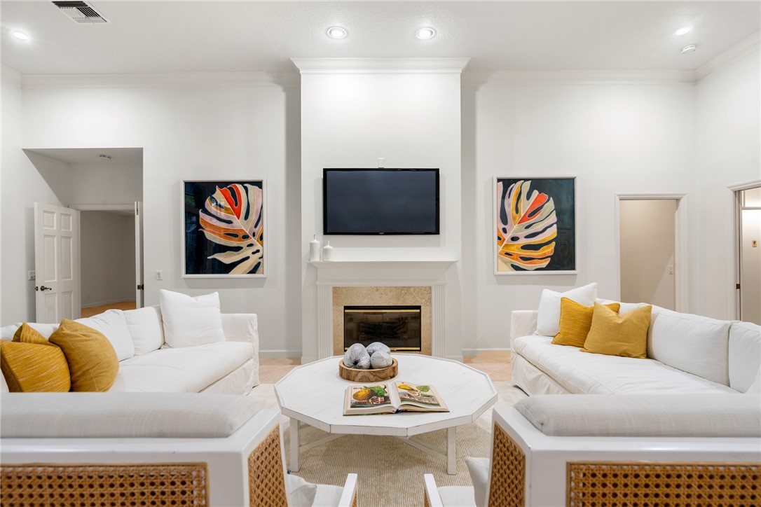 491 North Peppertree Dr  