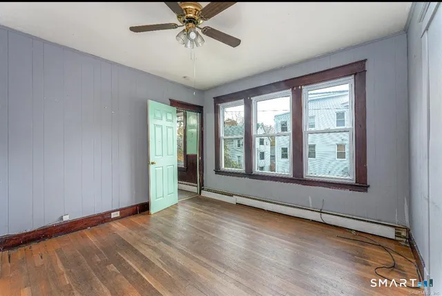 $2,200 | 146 Charles Street, Unit 2, Waterbury, CT 06708