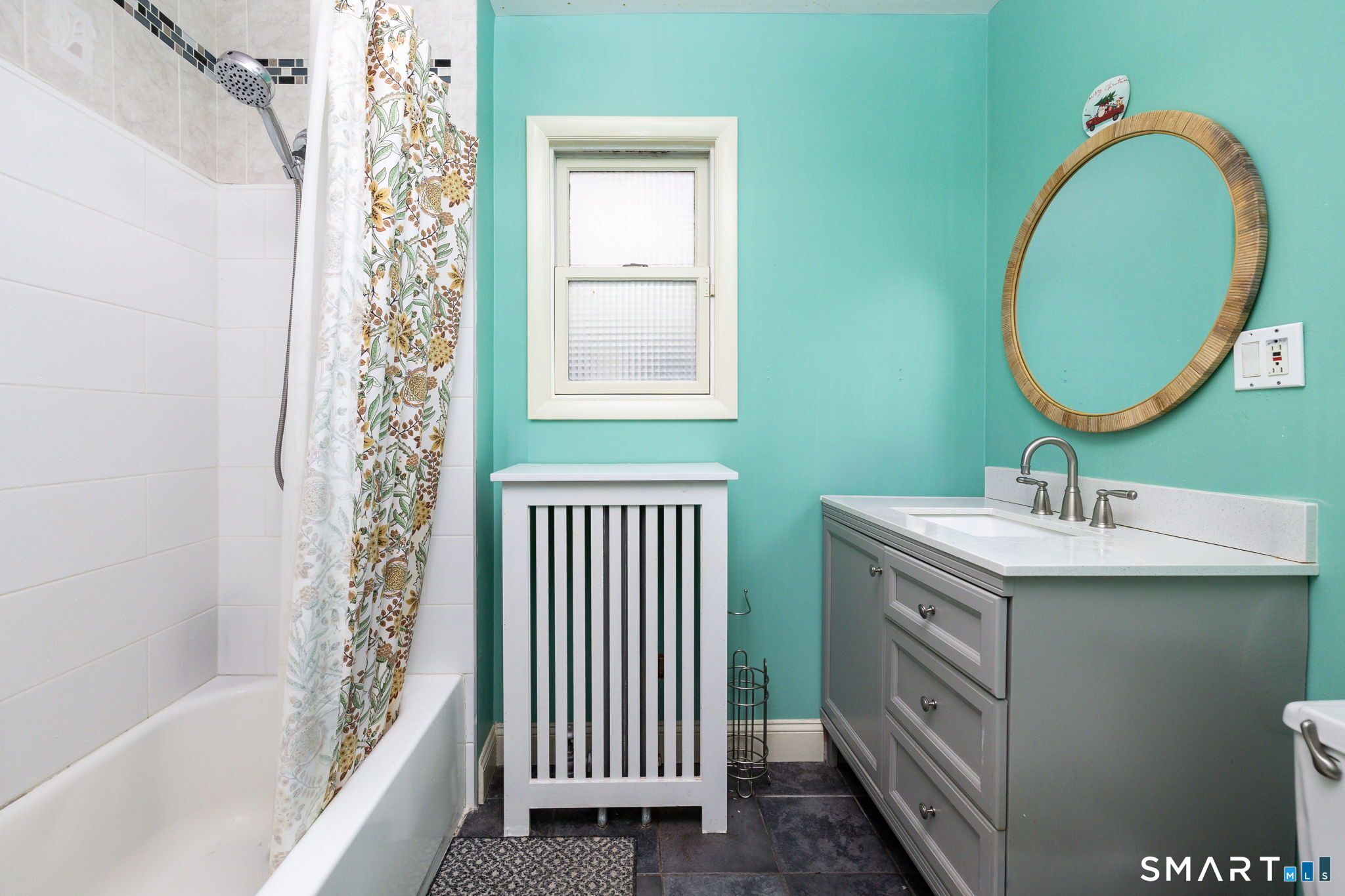 75 Concord Street Hamden, CT 06514 - Photo 8 of 39