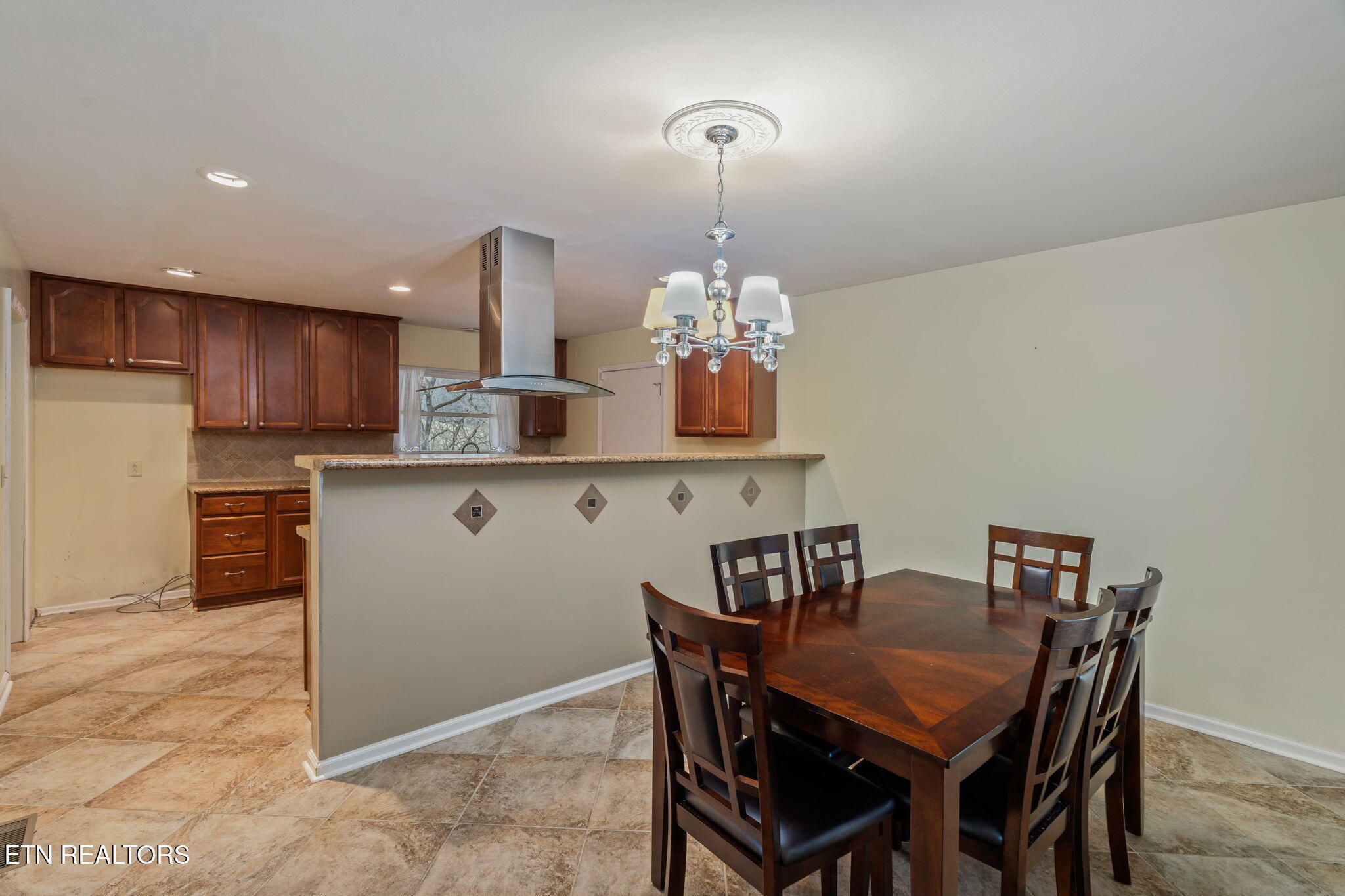 6515 Hammer Road Knoxville, TN 37924 - Photo 15 of 46 15-web-or-mls-6515 Hammer Road-15