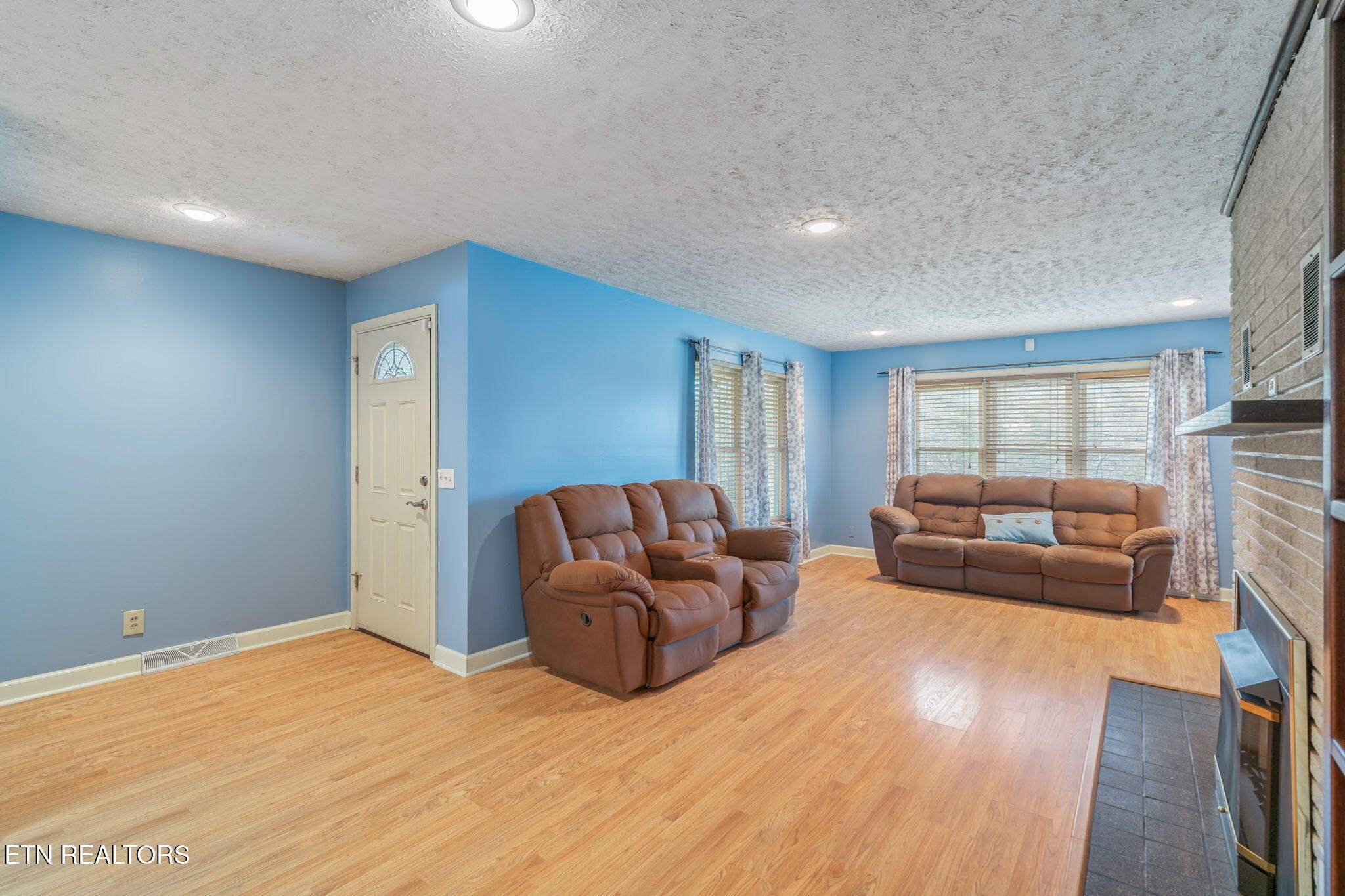 6515 Hammer Road Knoxville, TN 37924 - Photo 10 of 46 10-web-or-mls-6515 Hammer Road-10