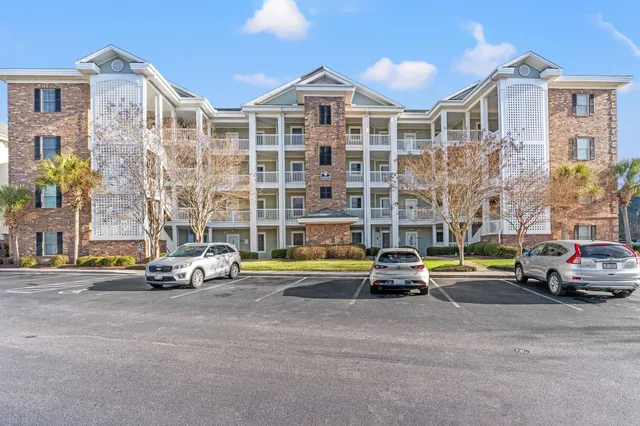 $259,900 | 4895 Luster Leaf Circle, Unit 104, Myrtle Beach, SC 29577