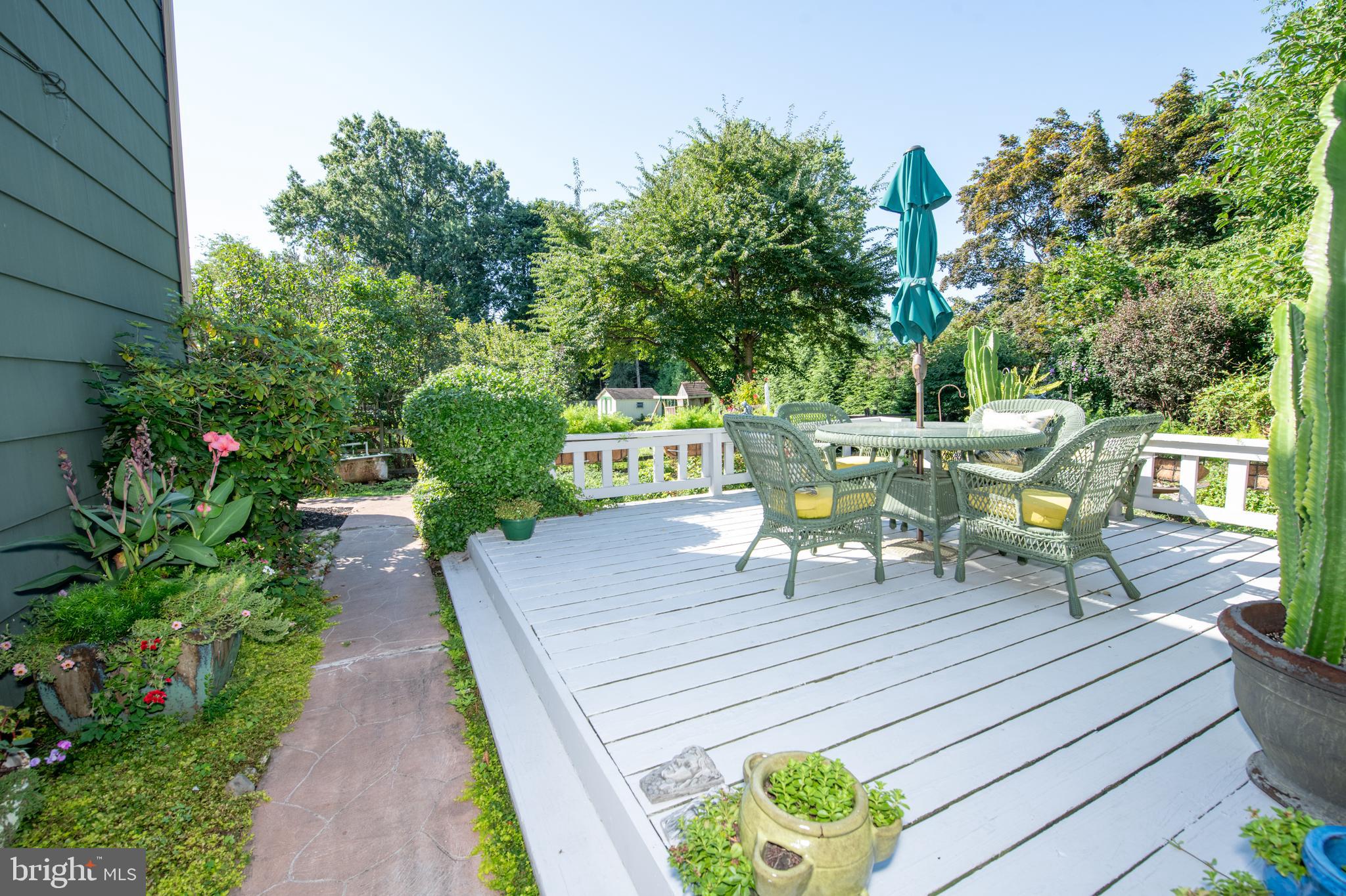318 Belair Road Southampton, PA 18966 - Photo 19 of 76 Wooden deck - view as you come out 2nd family room