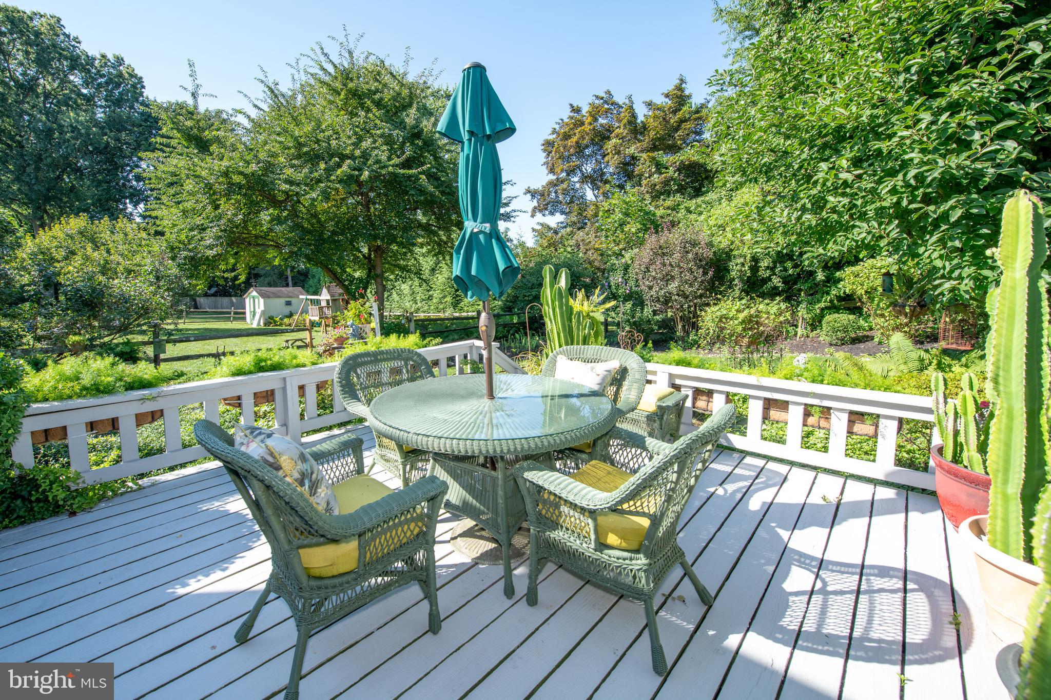 318 Belair Road Southampton, PA 18966 - Photo 20 of 76 Wooden deck - view as you come out 2nd family room
