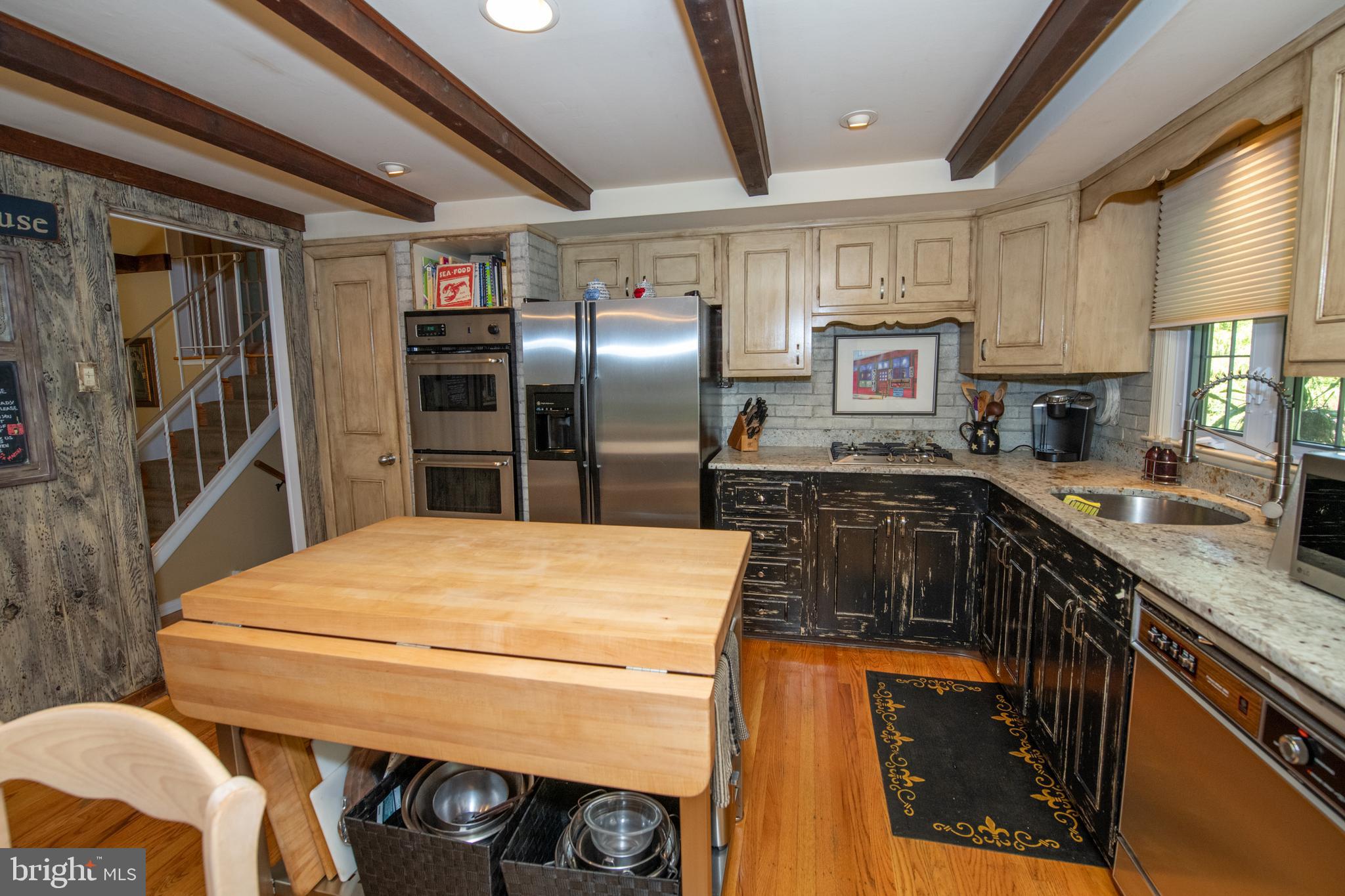 318 Belair Road Southampton, PA 18966 - Photo 29 of 76 View of kitchen - note cooking area