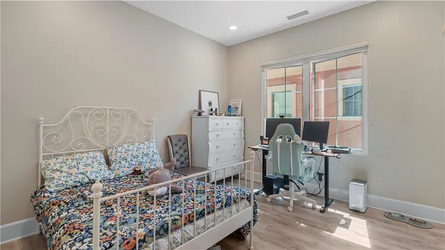 $4,680,000 | 112 Green Ridge, Irvine, CA 92602