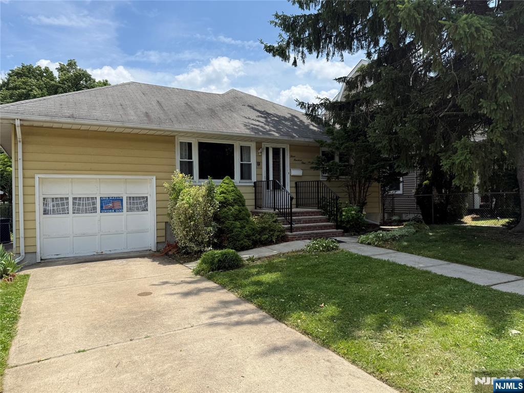 301 Valley Road Clifton, NJ 07013 - Photo 2 of 27